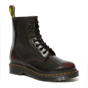 Arcadia Dr. Martens size 7